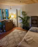 Calamansi Garden- Tropical Island Home w/ Starlink