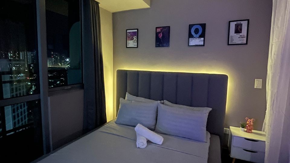 Cozy place near Poblacion and Rockwell