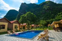Trang An Retreat - piscine