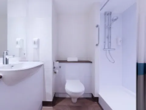 布里斯托埃文茅斯旅客之家酒店 酒店