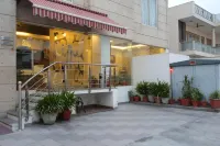 Hotel Grand Tushar Elegant - 3 stelle
