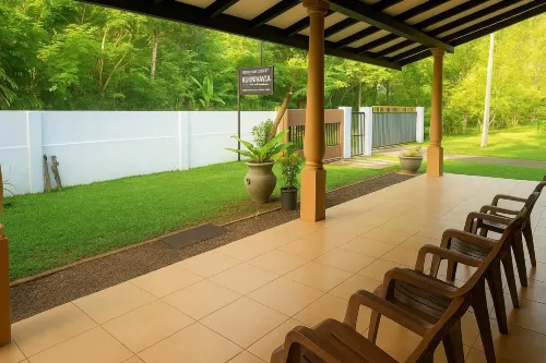 Residence Kuruniyavilla Whole house with Balcony