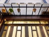 Luxhome - Phố đi bộ Bùi Viện Các khách sạn gần Tượng Nguyễn Tất Thành