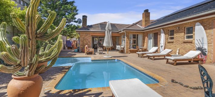 Sunset Residence Hotels in Cape Town