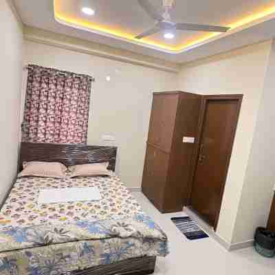 Vaaraahi elite guest house Others
