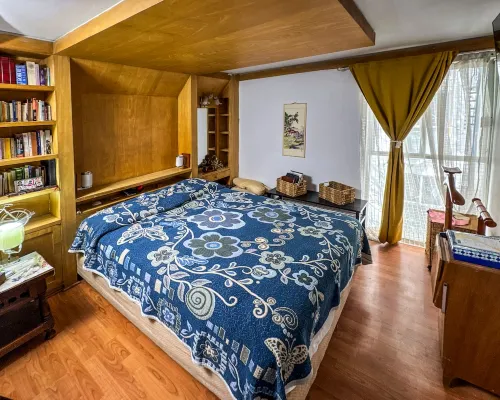 Amazing quiet apartment well connected near UNAM Hôtels à proximité de : Centre commercial Oasis Coyoacán