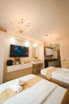 Stay near Mall of Asia, MOA Arena, SMX PICC & NAIA - Venus Suite - Boutique