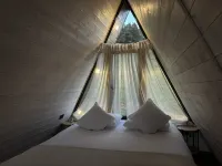 Space Trip Boutique Hotel - Homestays