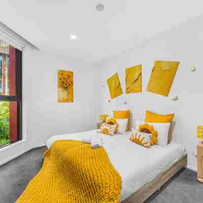 2BR Water View Apt, Parking, near CBD| Harbour Rooms