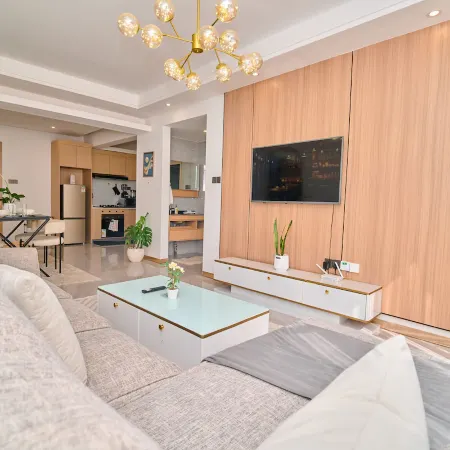 Leshwa Executive 1 bed with indoor heated pool.