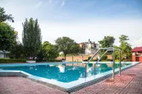 Siddhartha Sunny Resort, Surkhet Hotels in Birendranagar