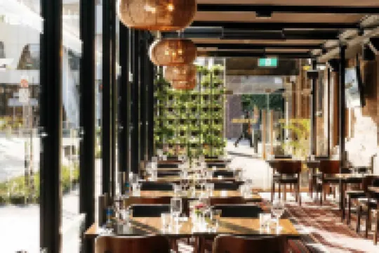 Stunning View 2B APT Free Parking in Dockland