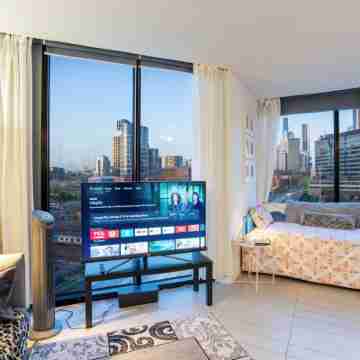 Stunning View 2B APT Free Parking in Dockland Rooms