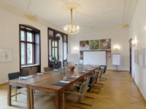 Romantik Hotel Schloss Reichenow Hotels in Markisch-Oderland