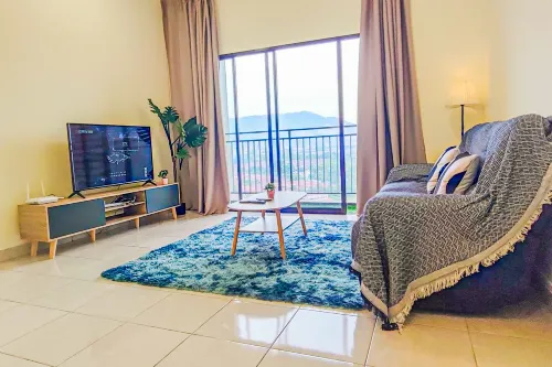 Warm Nest at Youth City Nilai by HCK 닐라이 호텔