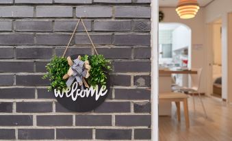 Seoul Itaewon Namsan View · Midnight in Itaewon (NEW Open)