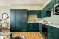 Stunning Sea Views, Family Apt; Free Parking & Gym