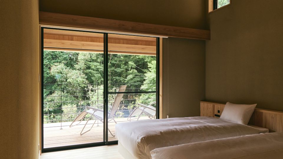 GEOSPOT MOTOHAKONE C