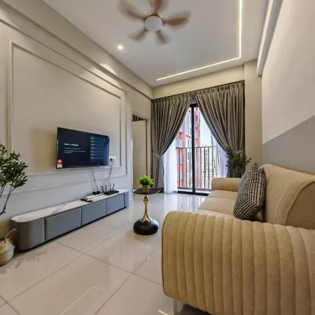 Piccadilly Greentown Premium Suites by IWH Suites