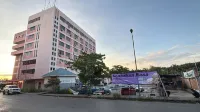 GOLDEN PALMS HOTEL - Pysäköinti