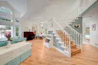 Serene 4‑Bed Family‑Centred House | Free Parking - parcheggio