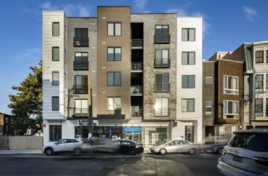 Cozy Frankford Hotels near National Constitution Center