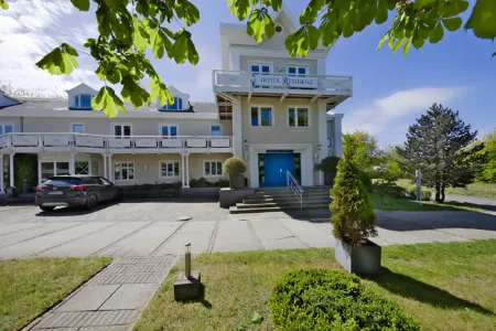 Hotel Residenz in Heringsdorf Отели в г. Штольпе-на-Узедоме