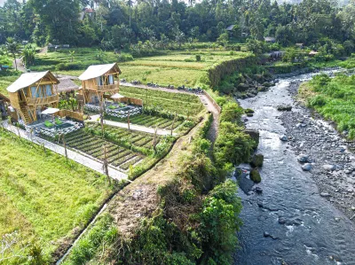 Uma D Mapad Sidemen Hotel dekat PASAR SENGGOL DESA PAKRAMAN NONGAN