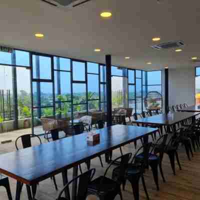 Hann's Residence @ Anna Cozy Apartment Dining/Meeting Rooms