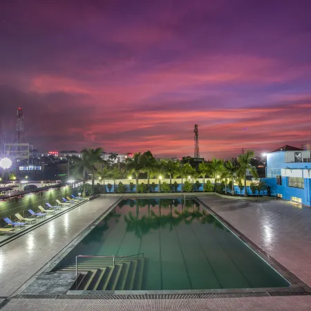 Hotel Naz Garden