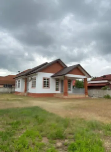 Homestay AA Hotels near Pantai Kemayang