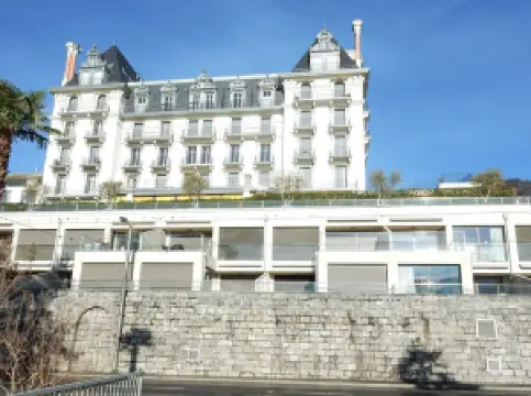 มงเทรอ เลควิว อพาร์ทเมนท์แอนด์สปา