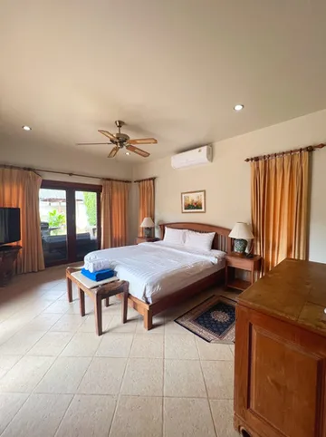 รูปภาพของLuxury 3-bedroom villa with big pool in Rawai