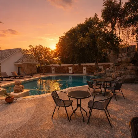 Glory Moon Resort