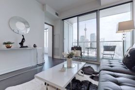2bedrooms condo with a view of the most beautiful night scene in downtown Toronto