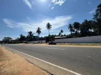 Crown Majesty Hotels in Arugam