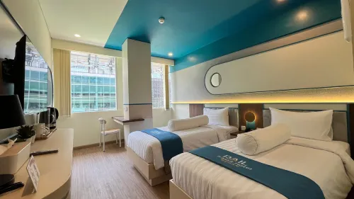 Rail Transit Hotel Medan - 2 ดาว