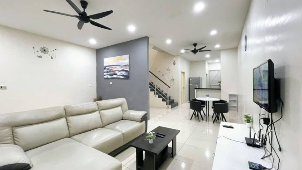 Cozy House 4BR 10Pax @ SimpangAmpatTasek by Jovial