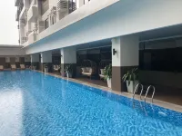 By Trixia BE Apartments, Luxury Studio Apartments near IT Park - Pools