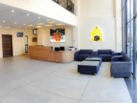 โฮเทล เดอะ ฟราแกรนซ์ โรงแรมในกัตรัช