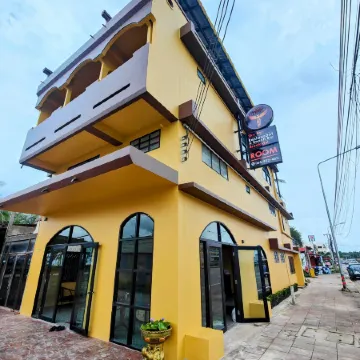 Phoenix Room Отели в г. Район Патхио