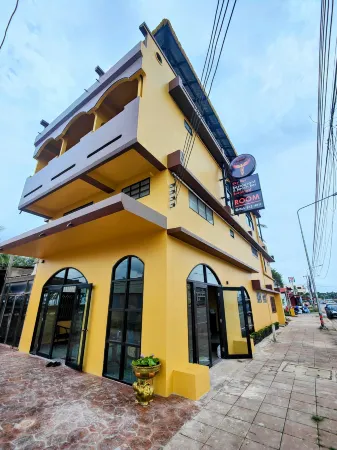 Phoenix Room Отели рядом с достопримечательностью «Та Вуа Лаен Бич»