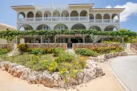 Curacao Luxury Holiday Rentals Hotels near Sunscape Beach