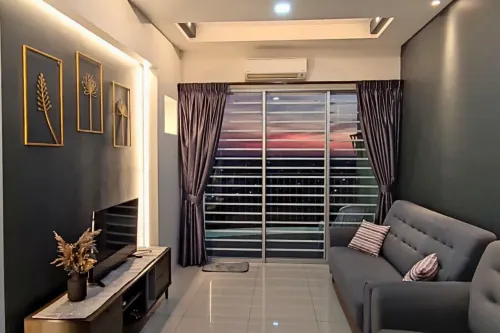 Majestic Sanctuary Homestay Netflix / 2 Carpark Hotels in Tupai