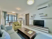 Casa Forest Modern Suites at Forest City JB