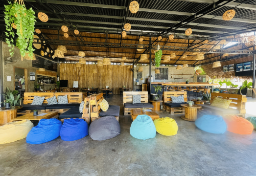 마요옹 호스텔 테라스