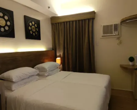 Cozy Suite with Private Patio near NUVALI Hotels in Silang