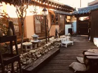Jeonju Myeongga Hanok Stay 鄰近Jeonju National University of Education的酒店