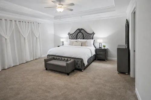 Luxury 5-Bed Family Home Near Raleigh Sleeps 12