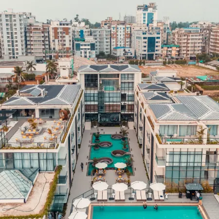 Green Nature Resort & Suites